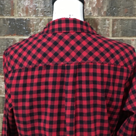 EUC CROFT & BARROW Red Plaid Flannel Button Down - Picture 8 of 11